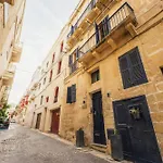 3 At Palazzo Seraphim Boutique Living In St Julians Vendégház San Ġiljan