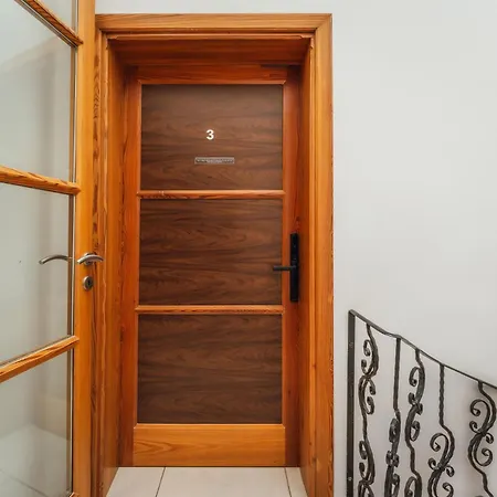 3 At Palazzo Seraphim Boutique Living In St Julians بيت ضيافة