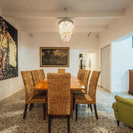 بيت ضيافة 3 At Palazzo Seraphim Boutique Living In St Julians