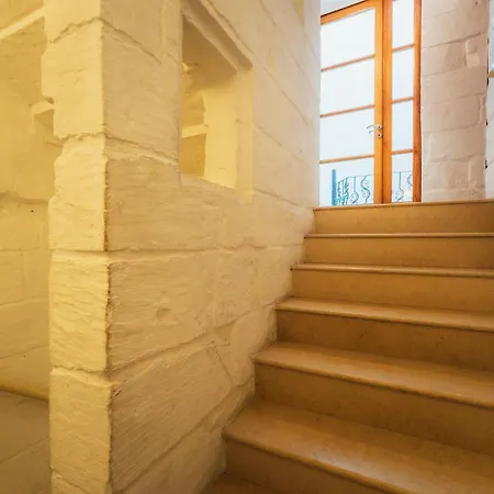 3 At Palazzo Seraphim Boutique Living In St Julians بيت ضيافة