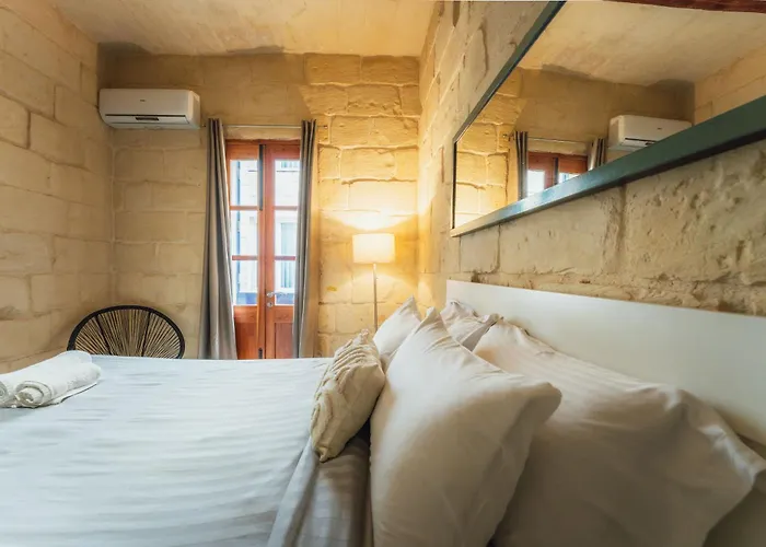 Gæstehus 3 At Palazzo Seraphim Boutique Living In St Julians Saint Julian's