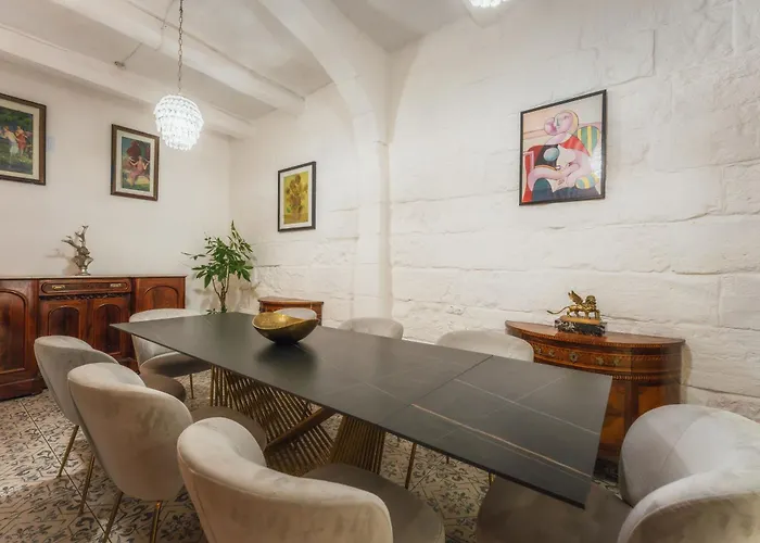 3 At Palazzo Seraphim Boutique Living In St Julians