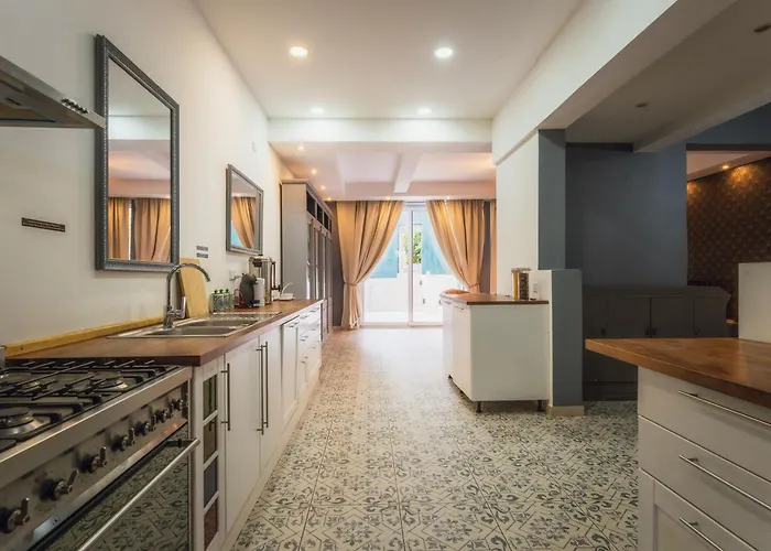 3 At Palazzo Seraphim Boutique Living In St Julians Gæstehus Saint Julian's