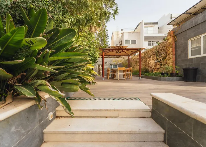 3 At Palazzo Seraphim Boutique Living In St Julians Gæstehus 4*