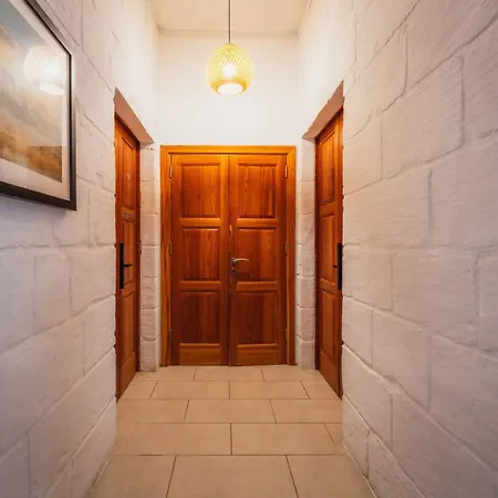 3 At Palazzo Seraphim Boutique Living In St Julians Pensjonat St. Julian's