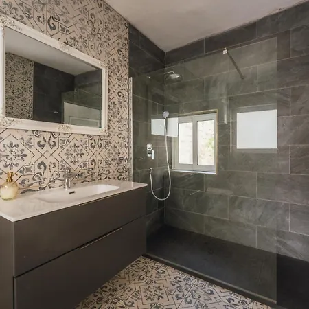 3 At Palazzo Seraphim Boutique Living In St Julians Pensjonat St. Julian's