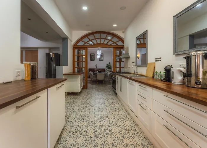 Gasthof 3 At Palazzo Seraphim Boutique Living In St Julians San Ġiljan