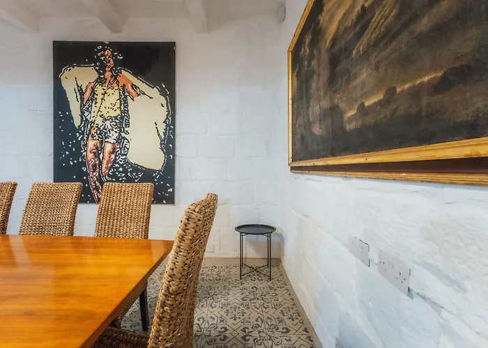 Gasthof 3 At Palazzo Seraphim Boutique Living In St Julians San Ġiljan