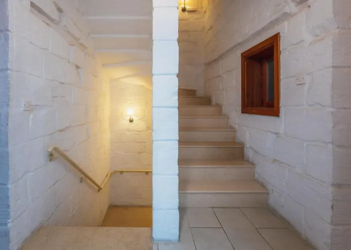 3 At Palazzo Seraphim Boutique Living In St Julians Gasthof