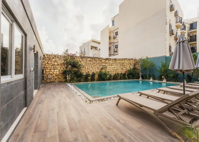 3 At Palazzo Seraphim Boutique Living In St Julians 4*